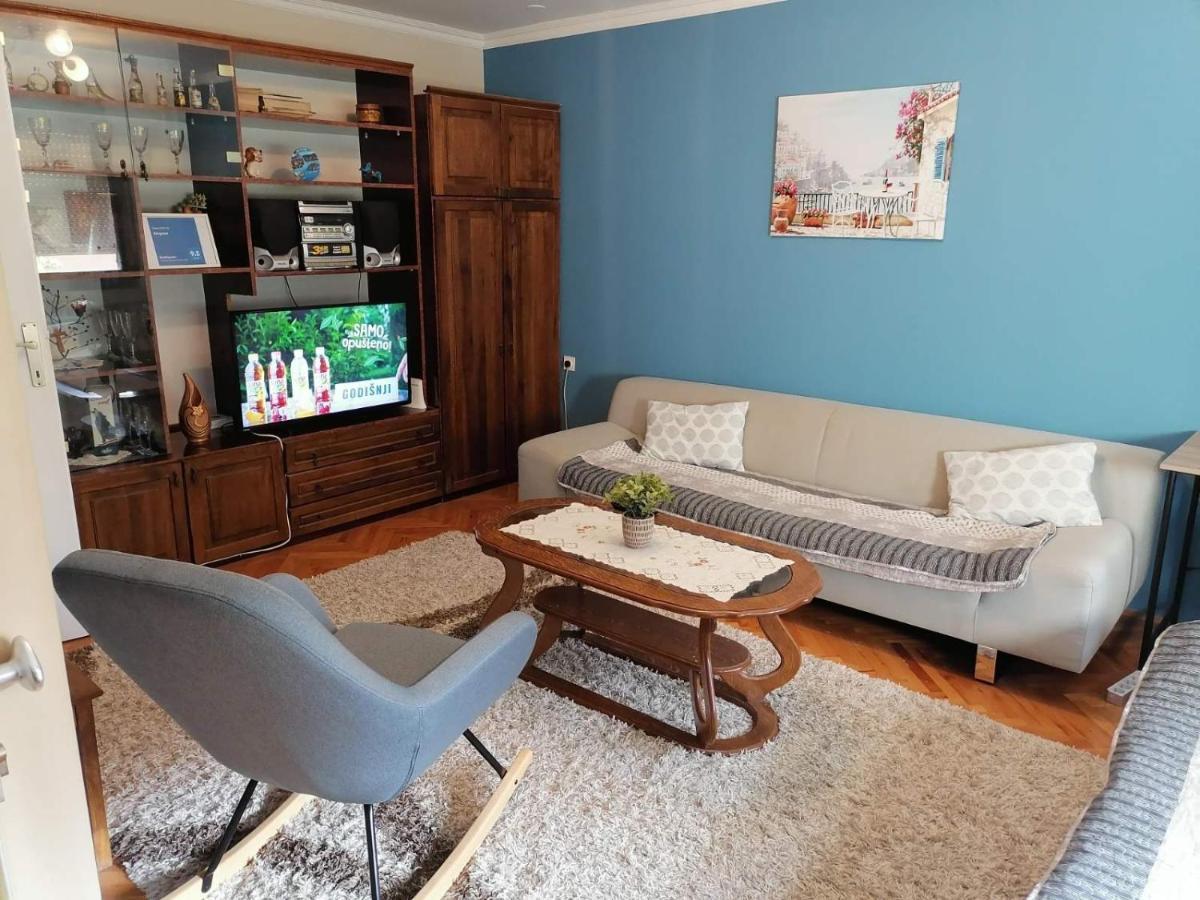 Apartmán Kingston Pirot Exteriér fotografie